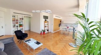 SOPHISTICATED RENOVATED 4 ROOM APARTMENT IN CENTER AREA PFN # 10573